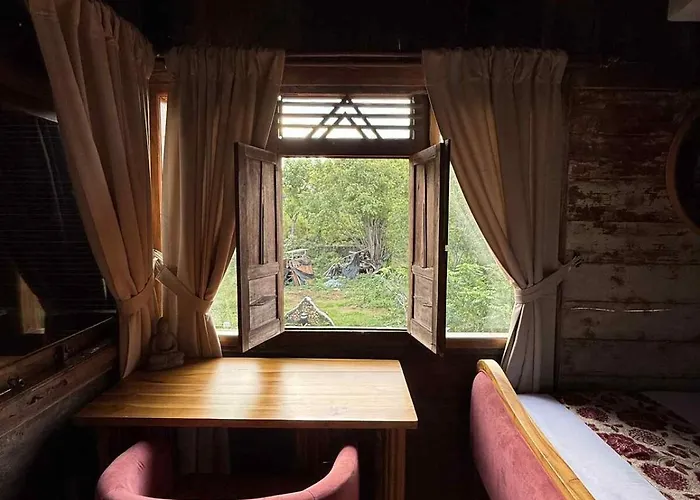 Amed Savana Boutique Villa